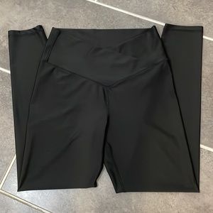 OFFLINE By Aerie High Waisted Crossover 7/8 Legging size Large